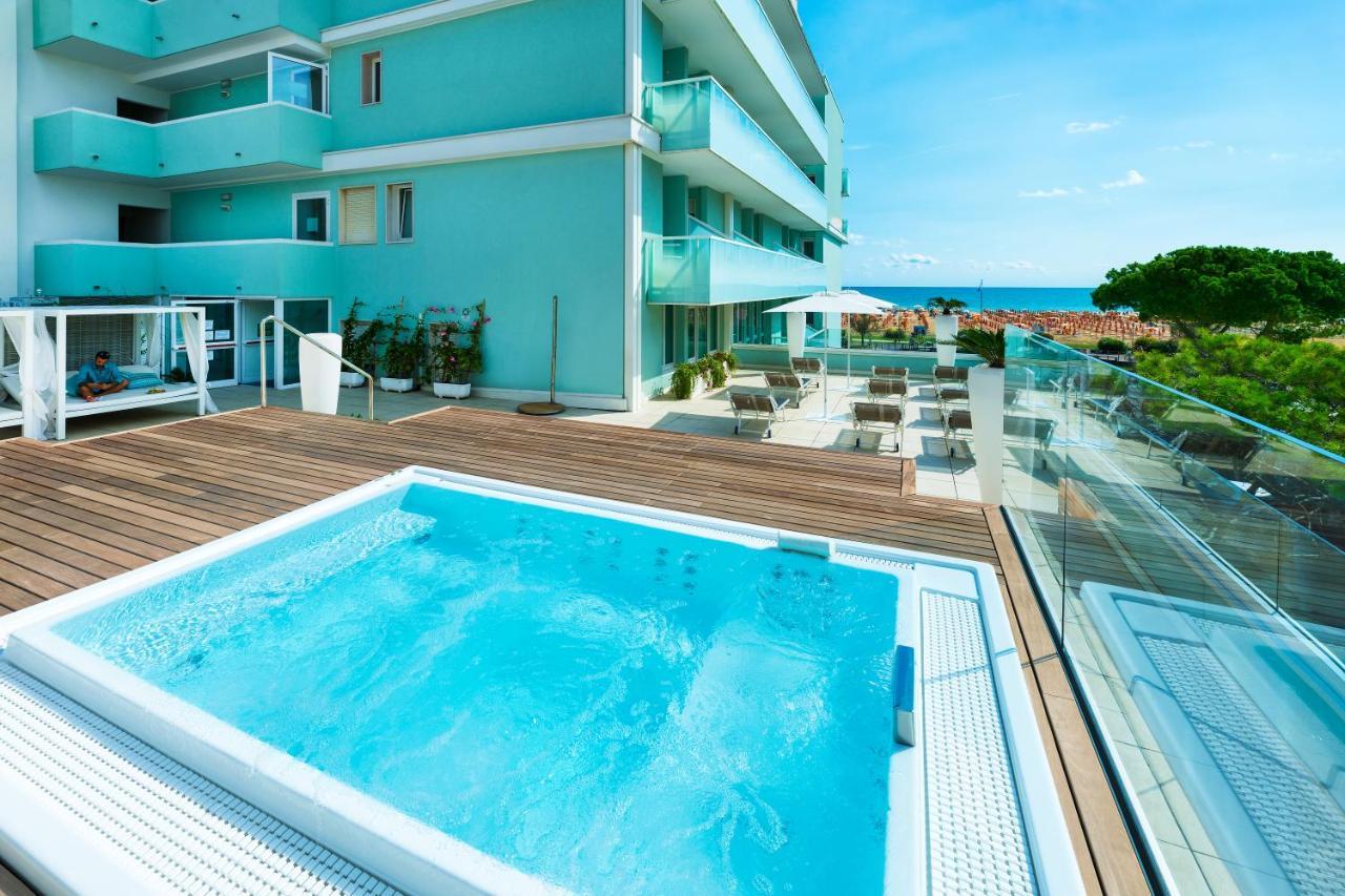 Hotel Montecarlo
