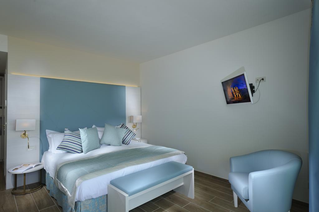 Montecarlo Hotel